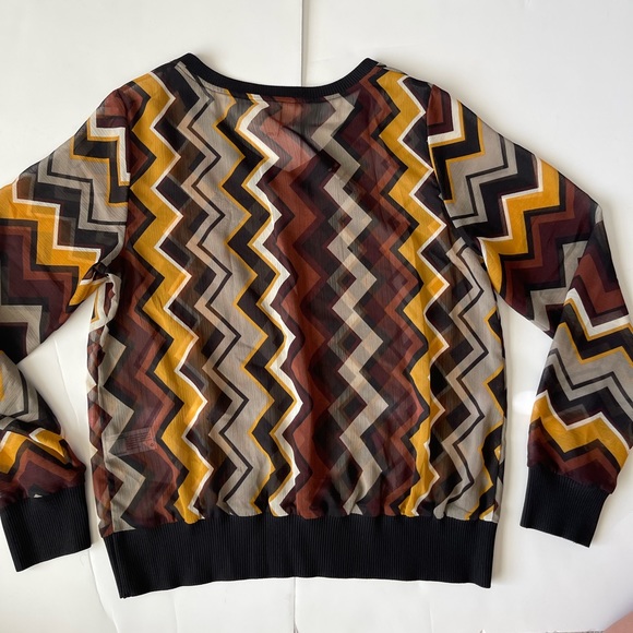 EUC Missoni for Target Sheer V neck Blouse in Zig Zag pattern Size small - Picture 6 of 8